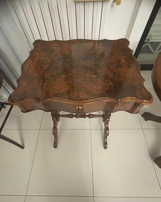 Tavolino antiquariato stile luigi filippo