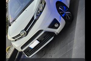 toyota proace 9 posti