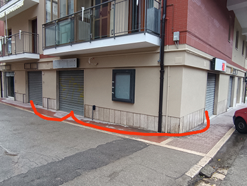 Locale Commerciale Centro