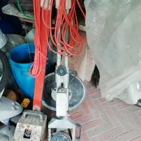 Attrezzi per pavimentatore