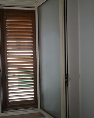 Finestra Pvc + Persiana alluminio  65cm x 160cm