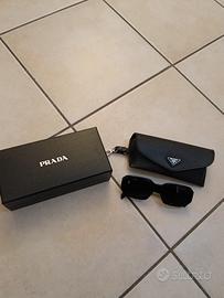 Occhiali da sole Prada 