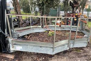 S25 Piattaforma raccolta per escavatore o muletto