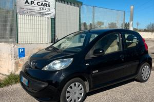 Peugeot 107 Sweet Years 5p. Neopatentati Ok