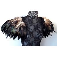 Coprispalle con piume carnevale