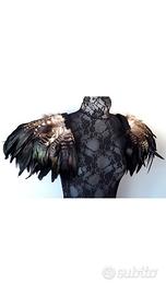 Coprispalle con piume carnevale