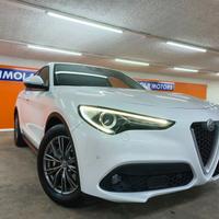 *Alfa Romeo Stelvio 2.2 Turbodiesel 180 CV AT8 RWD