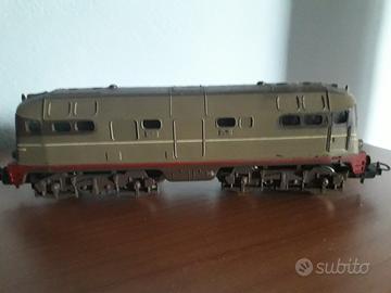 Locomotore Lima + 3 carrozze 