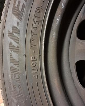  4 gomme + 4 cerchi 175/65/14/82T  