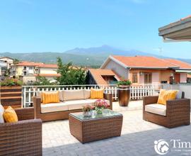 5Vani con terrazzi panoramici e garage- S.Venerina