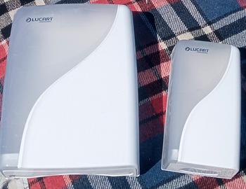 dispenser per asciugamani di carta 