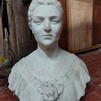 Busto Femminile in Marmo Bianco – Fine XIX Secolo