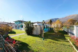 Bifamiliare a Aviano