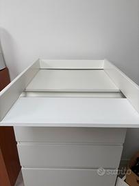 Fasciatoio con materassino per cassettiera