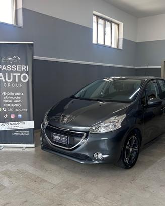 Peugeot 208 1.4 HDi 68 CV 5 porte Allure