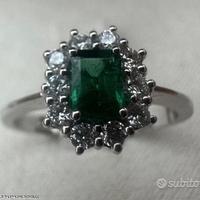 ANELLO ORO 18kt. DIAMANTI E SMERALDO GARANZIA