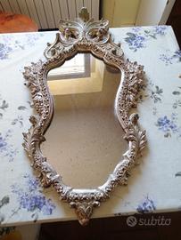 specchio antico in legno