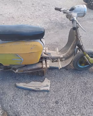 Cofani laterali lambretta sx200