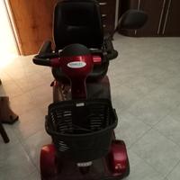 Sccoter carrozzina elettrica per disabili