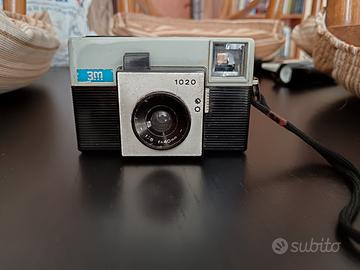 Fotocamera analogica Vintage Ferrania 3M 1020