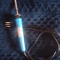 Ferro di saldare  col bottoncino 