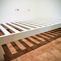 Letto in legno massiccio bianco 200x140