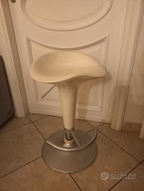 sgabello regolabile