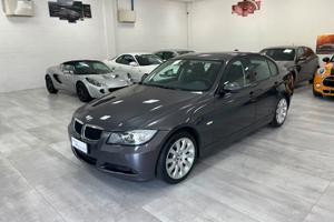 BMW 320 i Futura Berlina