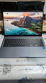 Samsung Galaxy Book 4 i3 NUOVO (solo aperto)