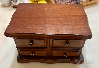 Portagioie vintage in legno