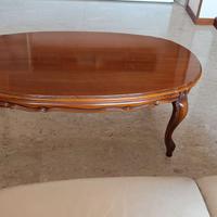 tavolino ovale in legno