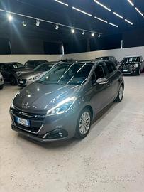 Peugeot 208 PureTech 82 5 porte Allure