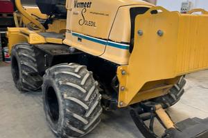 Trencher catenaria Vermeer Rt700