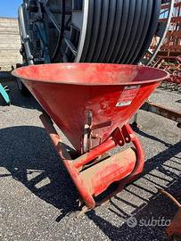 Spandiconcime Fressori da 3 quintali
