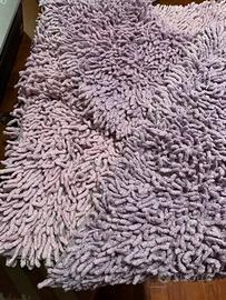 Set tappetini lilla per bagno usati