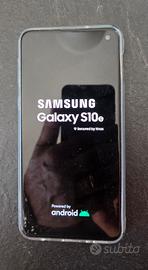 iconico Samsung  S10 e perfetto