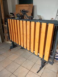 separé per esterno .in ferro e legno.lunghezza met