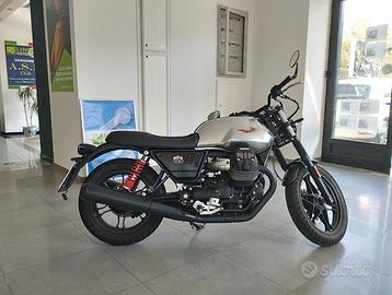 MOTO GUZZI V7 III STONE S -  UNICO PROPRETARIO