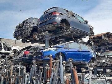 Ford fiesta ricambi