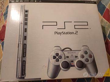 PlayStation 2 PS2 slim con 17 giochi