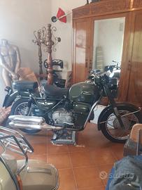 Moto Guzzi Falcone 500 - Anni 70