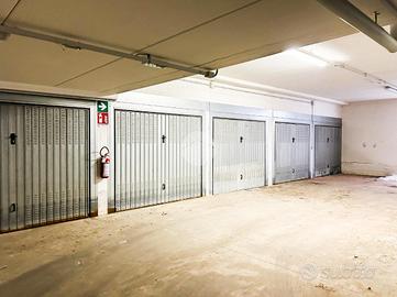 CAPANNONE A BORGOSATOLLO