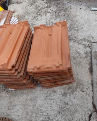 Lotto 18 tegole marsigliesi PICA  in terracotta