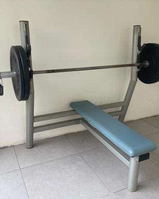 Panca piana + bilanciere olimpionico + dischi