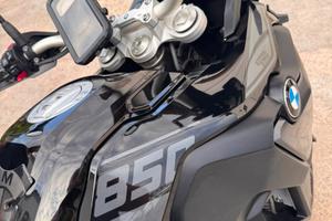 BMW F850GS