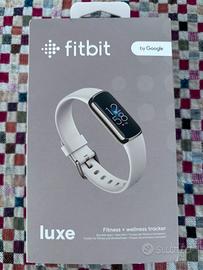 Fitbit Luxe