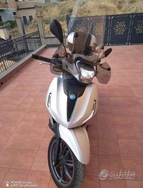 Piaggio Beverly 400 HPE