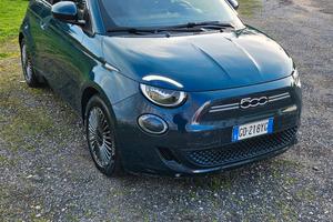 Fiat 500E elettrica