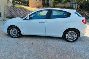 Auto giulietta 14.120 gpl