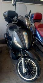 Piaggio Beverly Police 300
